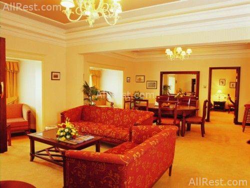 Ascot Hotel 7